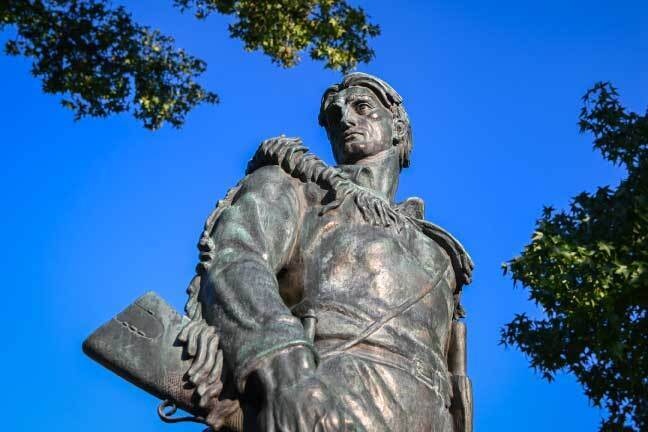 Dissertation Defense: Lyndsay Burneisen